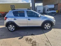 Used Dacia Sandero Lauréate 90 HP (66 kW) 2013 Silver Hatchback