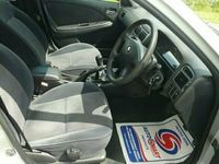 Used Toyota Avensis 127 HP (93 kW) 2003 Hatchback