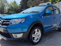 Used Dacia Sandero Lauréate 2015 Blue Hatchback