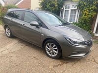 Second-hand Vauxhall Astra 110 CP (80 kW) 2019 Gri Break