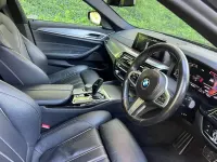 Usado BMW 520 M Sport 2020 Gris Berlina