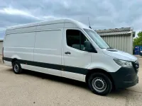 Używany Mercedes Sprinter Progressive 2021 Biały Van