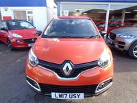 Used Renault Captur Dynamique 90 HP (66 kW) 2017 Orange SUV