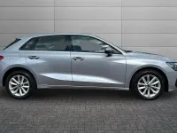 Usado Audi A3 Comfort 110 HP (80 kW) 2022 Prateado Sedan