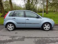 Used Ford Fiesta Zetec 75 HP (55 kW) 2006 Blue Hatchback