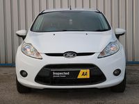 Used Ford Fiesta Zetec 95 HP (69 kW) 2011 White Hatchback