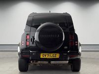 Used Land Rover Defender SE Dynamic 249 HP (183 kW) 2025 SUV