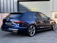 Usado Audi S4 Black Edition 2020 Azul Familiar