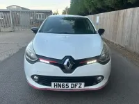 Used Renault Clio Dynamique 90 HP (66 kW) 2015 White Hatchback