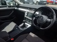 Used VW Passat Business 150 HP (110 kW) 2017 Silver Estate