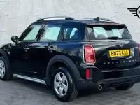 Usado Mini Cooper Countryman Classic 134 HP (98 kW) 2023 Preto SUV