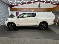 Used Toyota HiLux Luxury 150 HP (110 kW) 2022 White Pickup
