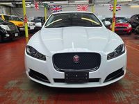 Begagnad Jaguar XF Portfolio 2025 Vit Sedan