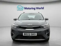 Used Kia Stonic 99 HP (72 kW) 2022 Grey SUV