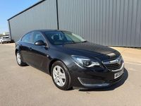 Begagnad Vauxhall Insignia Design Edition 2016 Svart Halvkombi