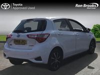 used Toyota Yaris Hybrid 