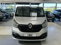 Używany Renault Trafic Business 2015 Srebrny Minivan
