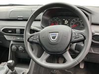 Used Dacia Sandero Essentiel 67 HP (49 kW) 2022 Blue Hatchback