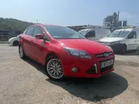 Used Ford Focus Zetec 125 HP (91 kW) 2011 Red Hatchback