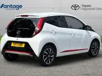 Used Toyota Aygo Trend 72 HP (52 kW) 2021 White Hatchback