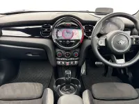 Used Mini Cooper Hatch 134 HP (98 kW) 2021 Silver Hatchback