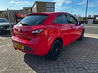 Usado Seat Ibiza FR 2012 Vermelho Citadino