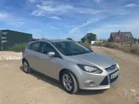 Used Ford Focus Zetec 2013 Silver Hatchback