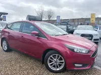 Used Ford Focus Zetec 115 HP (84 kW) 2015 Red Hatchback