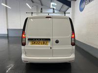 Used VW Caddy Maxi S 102 HP (75 kW) 2022 White MPV