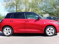 Używany Suzuki Swift 82 KM (60 kW) 2025 Czerwony Hatchback