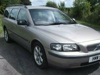 used Volvo V70 2.4