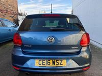 Used VW Polo SEL 110 HP (80 kW) 2016 Blue Hatchback