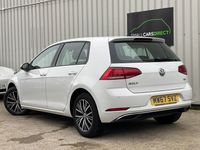 Used VW Golf VII SE 2017 White Hatchback