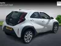 Usado Toyota Aygo X PURE 72 CV (52 kW) 2025 SUV