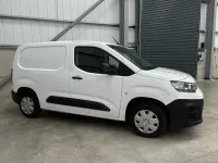 Used Citroën Berlingo 75 HP (55 kW) 2021 White MPV