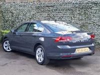 Usado VW Passat SE 150 HP (110 kW) 2020 Cinzento Sedan