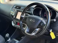 Used Kia Rio 2015 White Hatchback