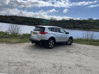 Used Toyota RAV4 124 HP (91 kW) 2015 Silver SUV
