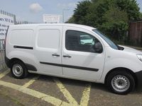 Used Renault Kangoo Business 90 HP (66 kW) 2018 White MPV