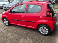 Used Peugeot 107 Active 68 HP (50 kW) 2014 Red Hatchback