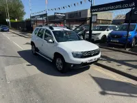 Used Dacia Duster Lauréate 110 HP (80 kW) 2015 White SUV
