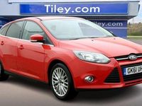Used Ford Focus Zetec 125 HP (91 kW) 2011 Red Hatchback