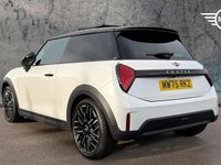 Used Mini Cooper S Hatch 201 HP (147 kW) 2025 White Hatchback