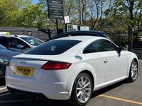Używany Audi TT Sport 230 KM (169 kW) 2015 Biały Coupe