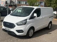 Used Ford Transit Custom Limited 130 HP (95 kW) 2022 White Van