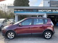 Używany Renault Scénic III Dynamique 110 KM (80 kW) 2013 Czerwony Minivan