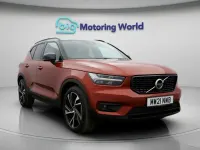 Usado Volvo XC40 R-Design Pro 262 HP (192 kW) 2021 Vermelho SUV
