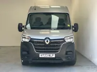 Used Renault Master Business 135 HP (99 kW) 2023 Grey MPV