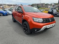 Used Dacia Duster Extreme 91 HP (66 kW) 2022 Orange SUV