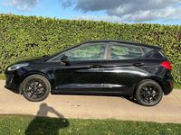 Usado Ford Fiesta Zetec 100 HP (73 kW) 2018 Preto Citadino